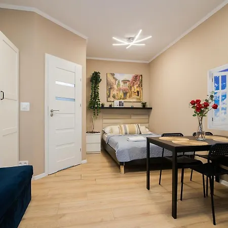 Unit 22 Stadion Narodowy Park Skaryszewski * Warschau