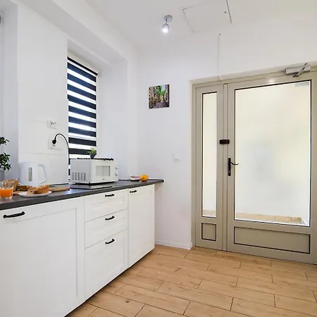 Unit 22 Stadion Narodowy Park Skaryszewski Apartmán