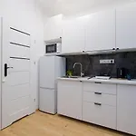Unit 22 Stadion Narodowy Park Skaryszewski * Warschau