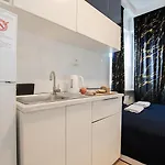 Unit 22 Stadion Narodowy Park Skaryszewski Appartement *