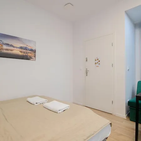 Unit 22 Stadion Narodowy Park Skaryszewski *